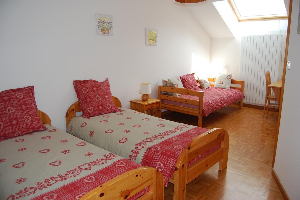 Chambre D'Hotes Kieffer Le Grand Bienfaisy Remiremont Room photo